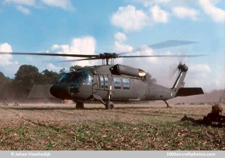 Sikorsky S-70 UH-60A Black Hawk