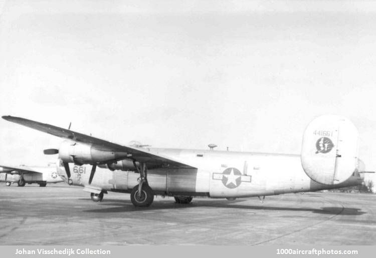 Consolidated 32 B-24L Liberator