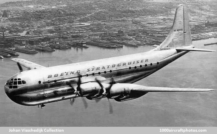 Boeing 377-10-19 Stratocruiser