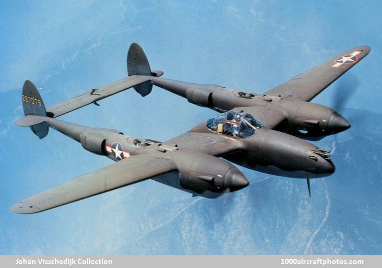 Lockheed 422 P-38H Lightning