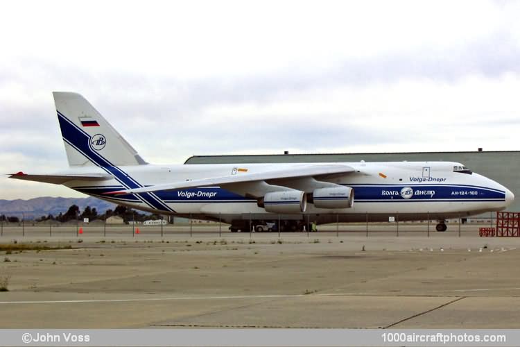 Antonov An-124-100 Ruslan