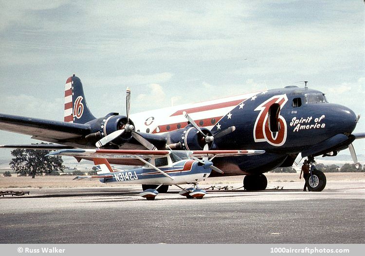 Cessna 150G & Douglas DC-4 C-54Q Skymaster