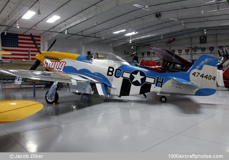 North American NA-122 P-51D Mustang