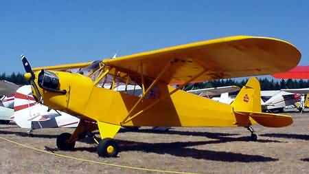 Piper J-3C-65 Cub