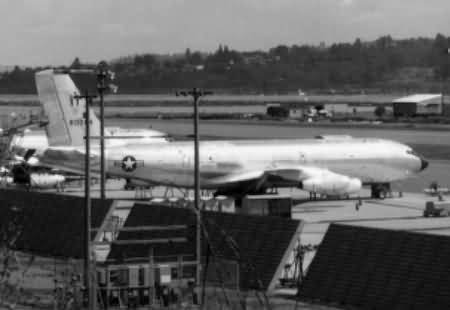 Boeing 717-148 KC-135A Stratotanker