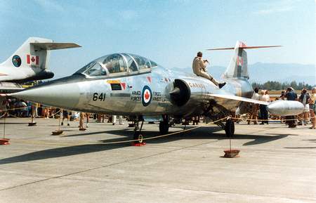 Lockheed 583-04-15 CF-104D Starfighter Mk.1