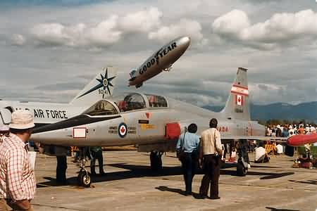 Canadair CL-219 CF-116D