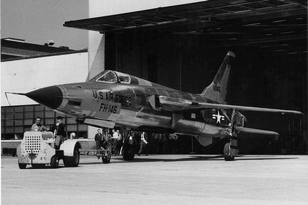 Republic AP-63 F-105D Thunderchief